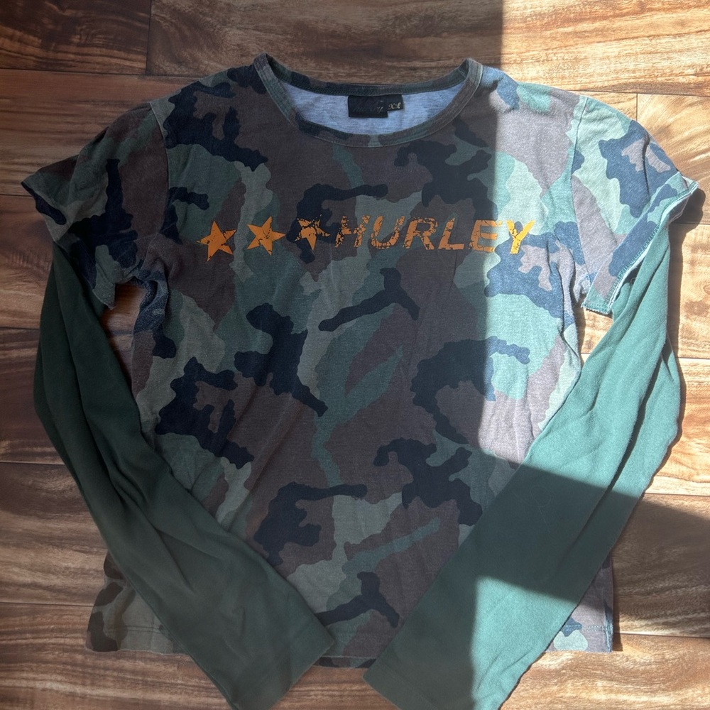 Hurley early 2000 camo long sleeve